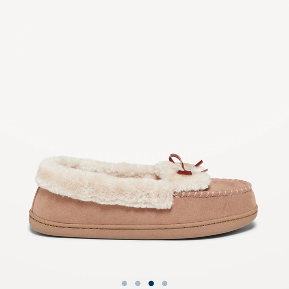 NWT OLD NAVY Sherpa Moccasins Color TAUPE - Picture 3 of 4